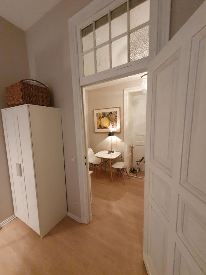Studio City West Berlin Luaran gambar